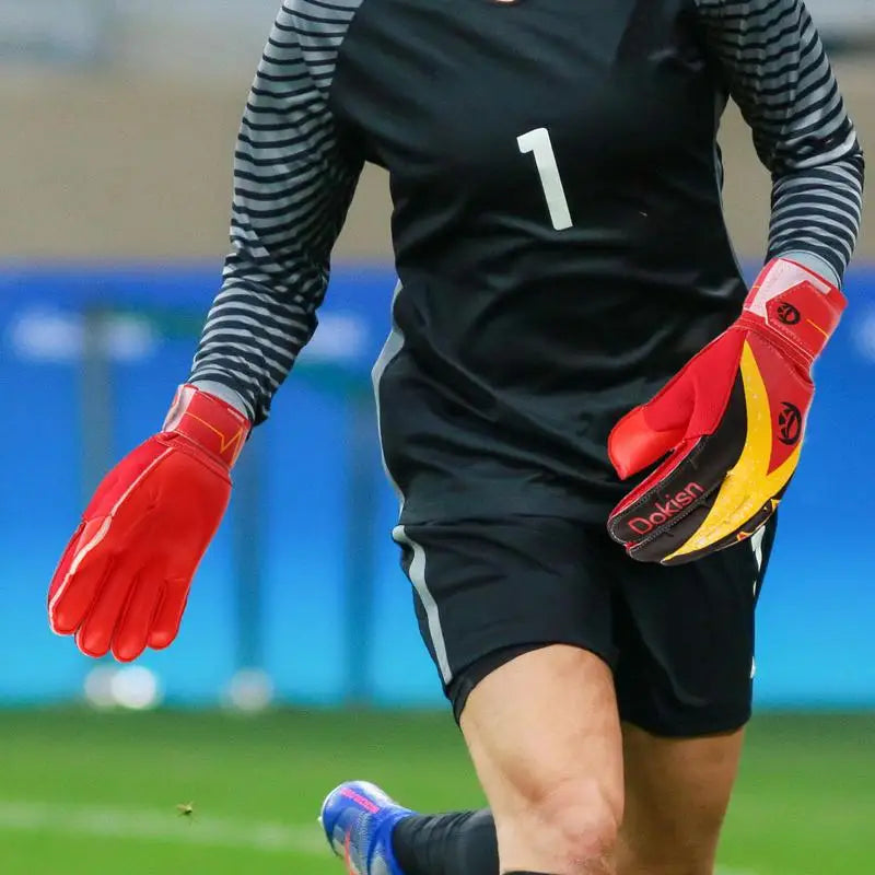 Latex Goalkeeper Gloves for Kids and Adults Anti-Slip Breathable